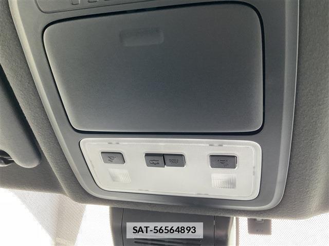 Toyota VOXY 2021-07 7960912-16