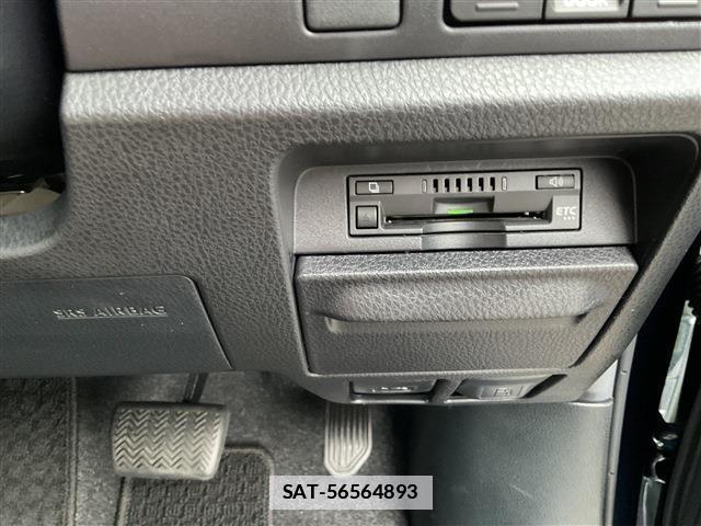 Toyota VOXY 2021-07 7960912-5