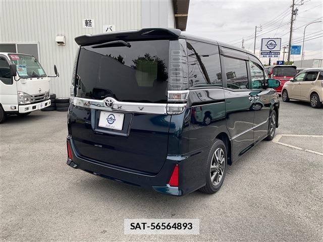 Toyota VOXY 2021-07 7960912-7