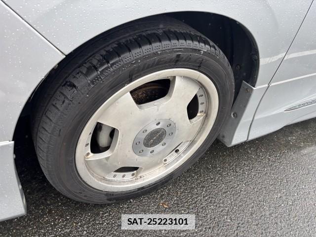 Toyota VOXY 2014-06 7961188-2