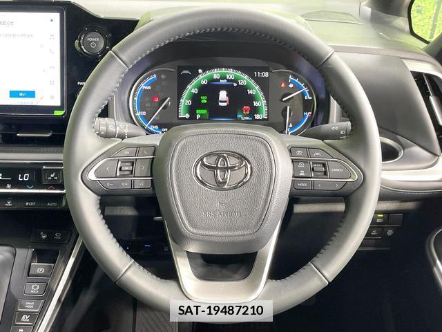 Toyota VOXY 2026-01 7961619-11