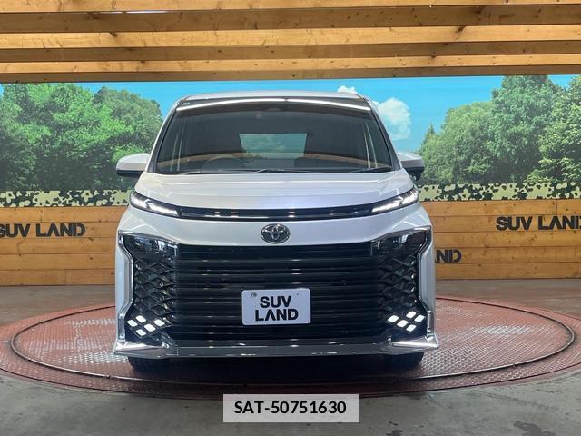 Toyota VOXY 2025-09 7961679-14