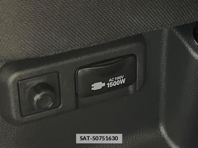 Toyota VOXY 2025-09 7961679-6