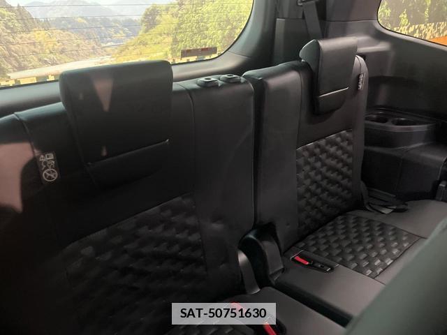 Toyota VOXY 2025-09 7961679-9