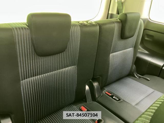 Toyota VOXY 2015-09 7962845-5