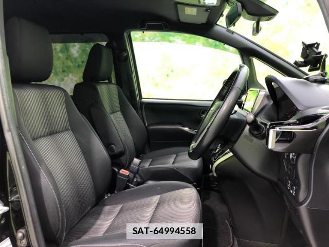 Toyota VOXY 2019-12 7962848-3
