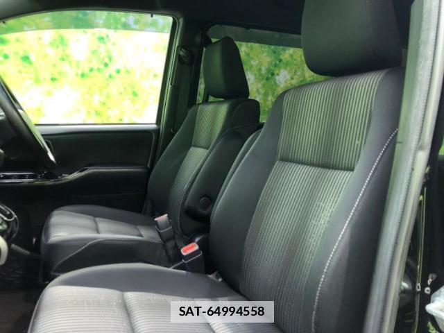 Toyota VOXY 2019-12 7962848-6