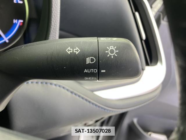 Toyota VOXY 2022-07 7962941-14