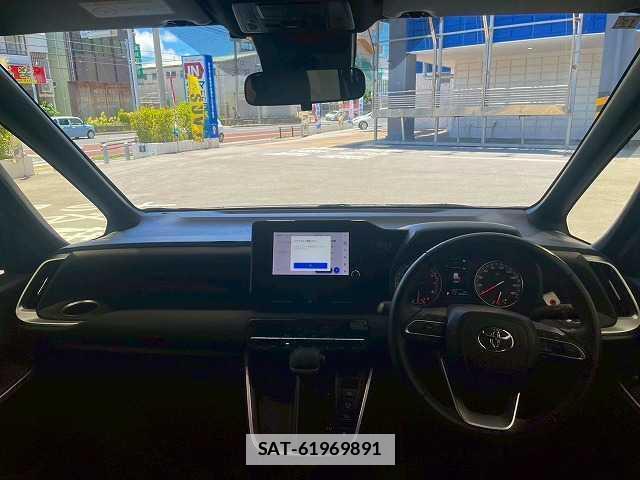 Toyota VOXY 2023-12 7963070-2