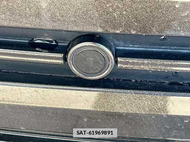 Toyota VOXY 2023-12 7963070-6