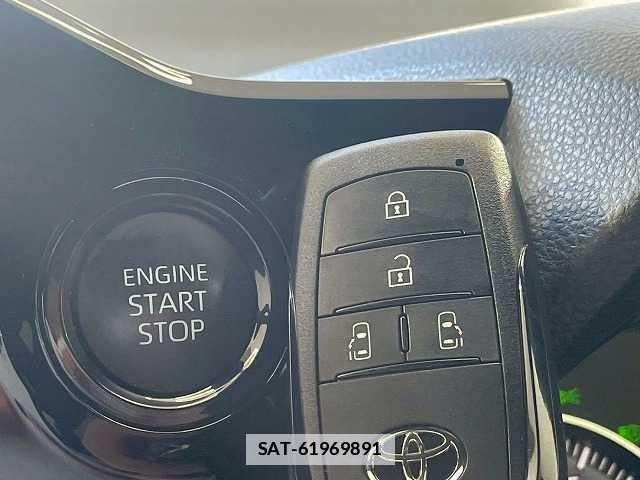 Toyota VOXY 2023-12 7963070-9
