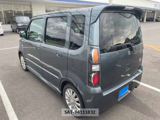 Suzuki WAGON R 2004-06 7959798-12