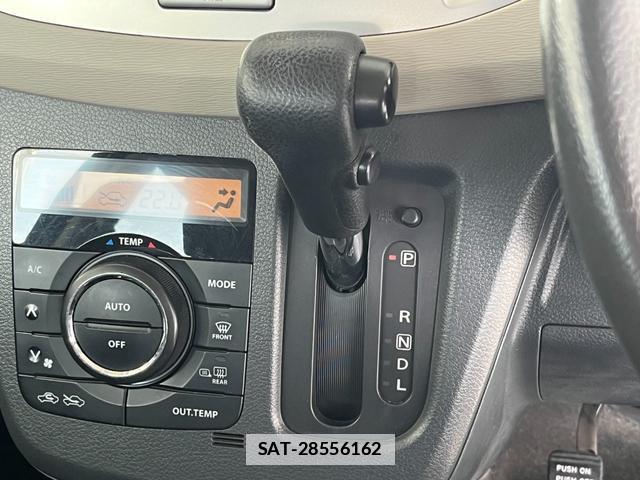 Suzuki WAGON R 2013-04 7959982-12