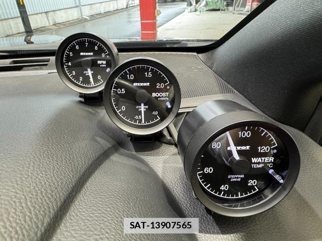 Subaru WRX S4 2016-07 7959934-18