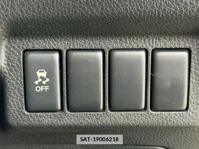 Nissan X-TRAIL 2010-09 7961259-12