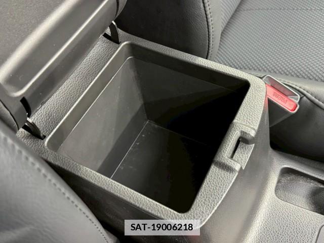 Nissan X-TRAIL 2010-09 7961259-17