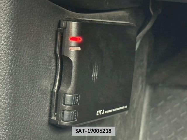 Nissan X-TRAIL 2010-09 7961259-5