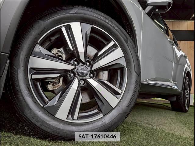 Nissan X-TRAIL 2023-09 7963093-18