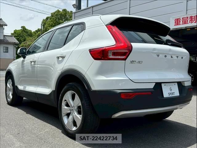 Volvo XC40 2022-02 7962410-16