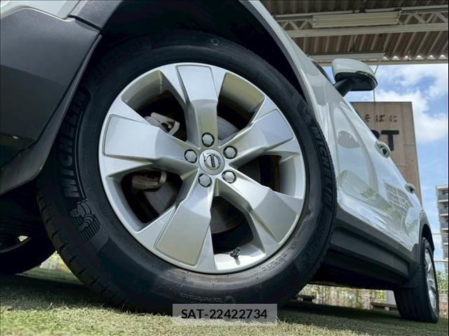 Volvo XC40 2022-02 7962410-18