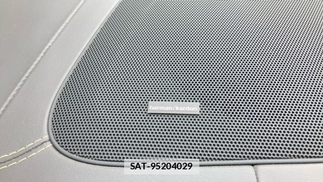 Volvo XC60 2017-11 7959845-19