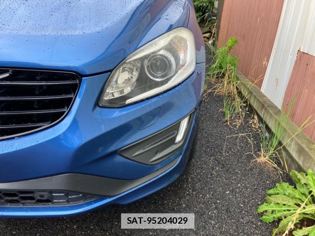 Volvo XC60 2017-11 7959845-2