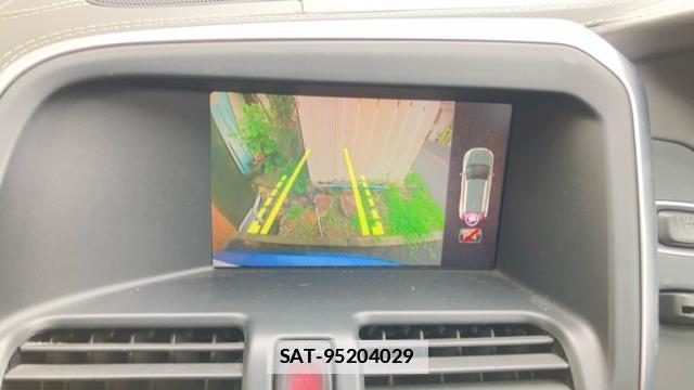 Volvo XC60 2017-11 7959845-9