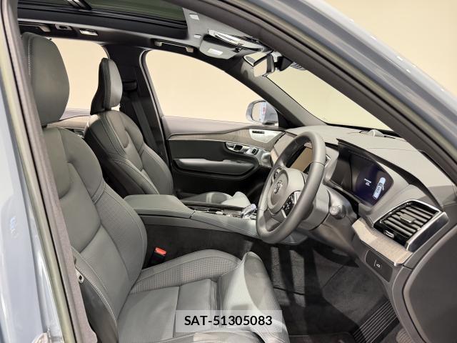 Volvo XC90 2023-06 7962035-4