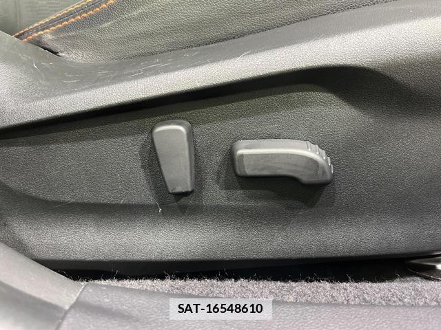 Subaru XV 2017-05 7960774-7