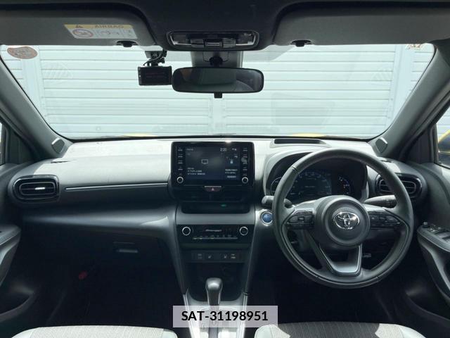 Toyota YARIS CROSS 2022-12 7960235-1