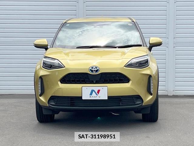 Toyota YARIS CROSS 2022-12 7960235-14