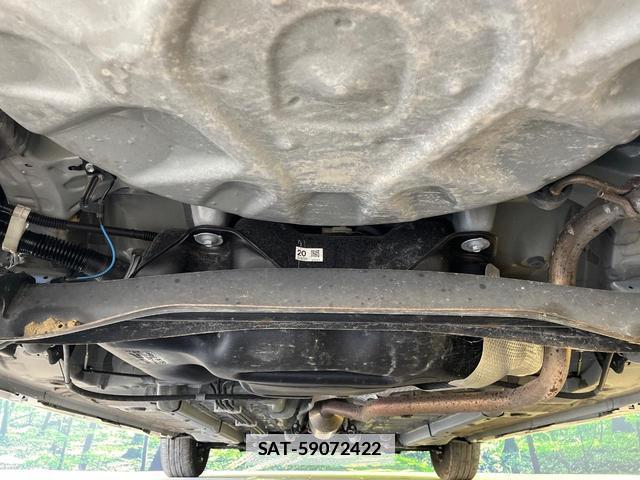 Toyota YARIS 2025-06 7960509-19