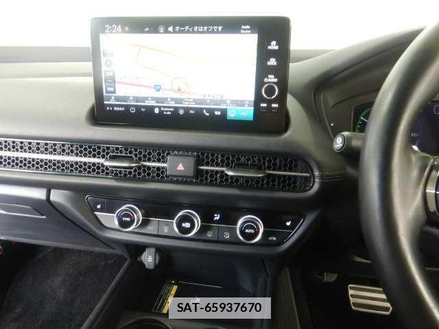 Honda ZR-V 2023-10 7962105-6