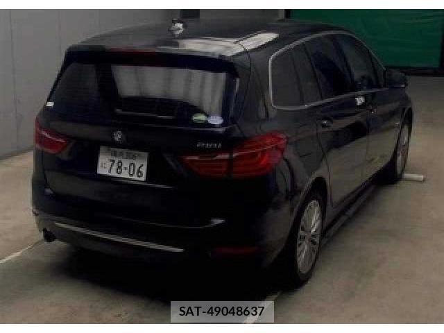 Bmw 2 SERIES 2018-06 8009296-1