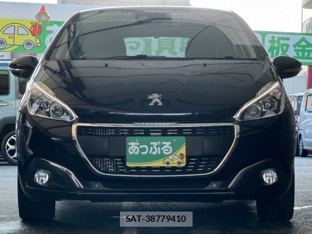 Peugeot 208 2018-09 8004525-1