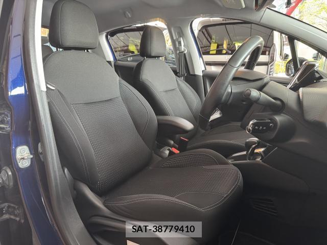 Peugeot 208 2018-09 8004525-17