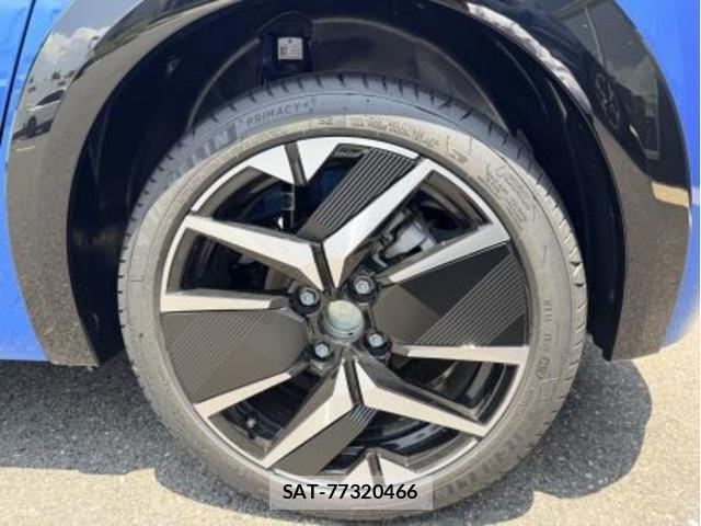 Peugeot 208 2026-03 8009428-11