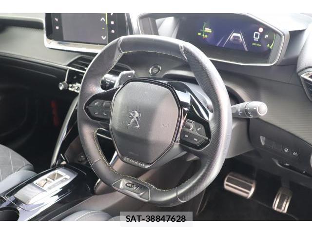 Peugeot 208 2022-09 8009463-14