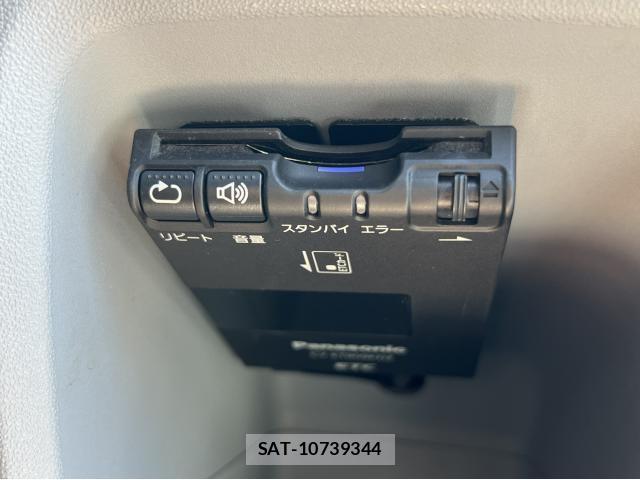 Peugeot 208 2012-11 8009887-14