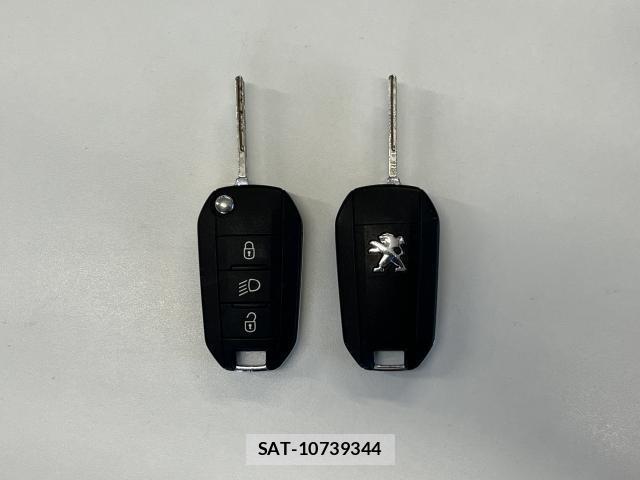 Peugeot 208 2012-11 8009887-19