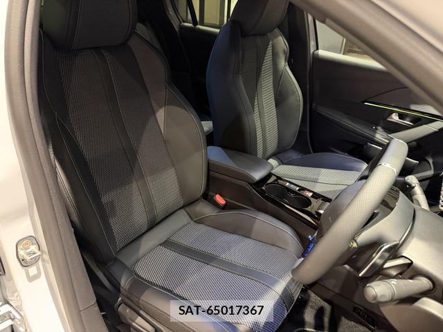 Peugeot 208 2026-03 8011545-11