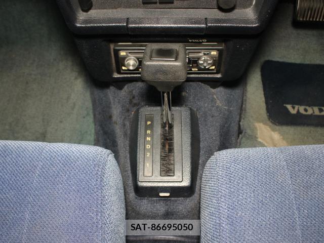 Volvo 240 1990-10 8006522-11