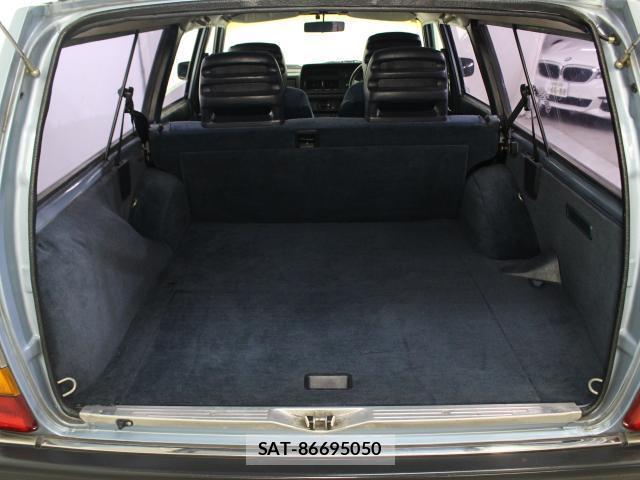Volvo 240 1990-10 8006522-13