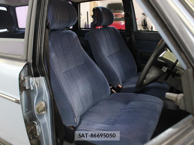 Volvo 240 1990-10 8006522-3