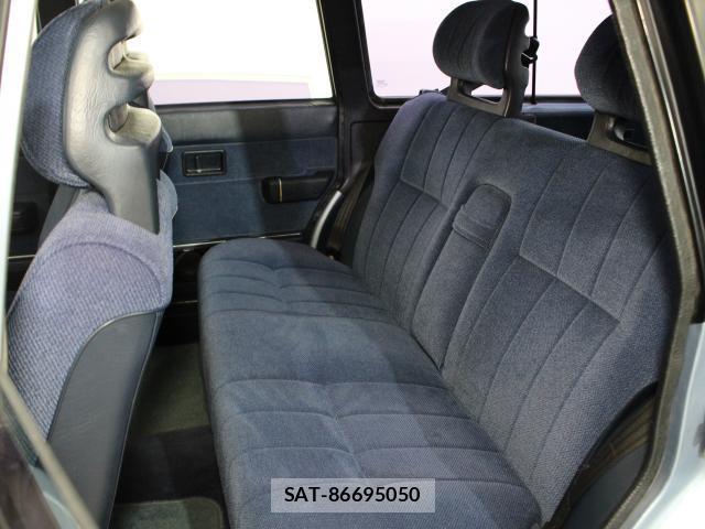 Volvo 240 1990-10 8006522-5