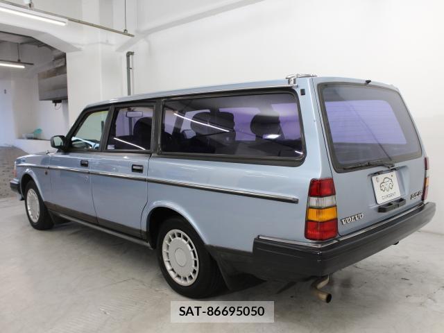 Volvo 240 1990-10 8006522-6