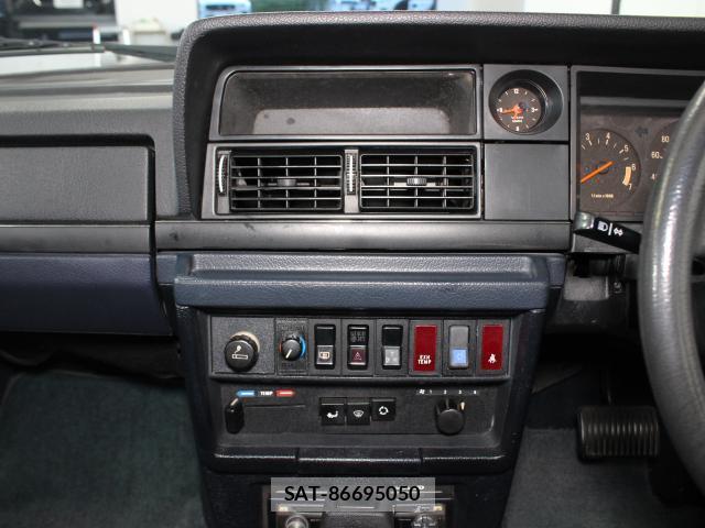 Volvo 240 1990-10 8006522-7