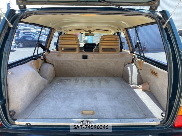Volvo 240 1993-03 8007643-17
