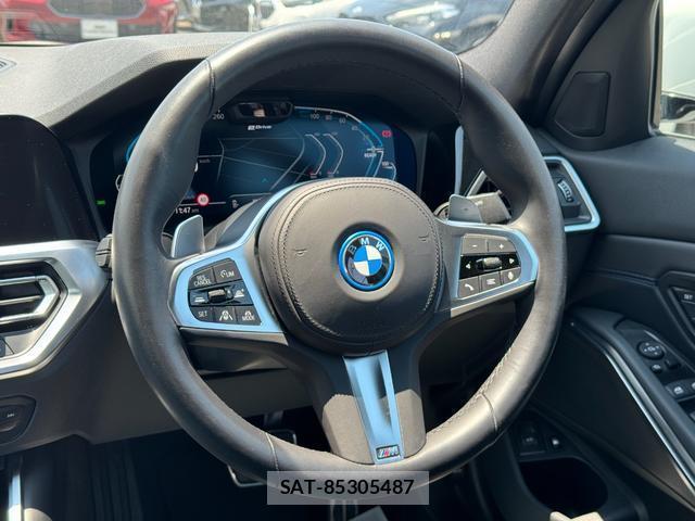 Bmw 3 SERIES 2022-03 8007920-17