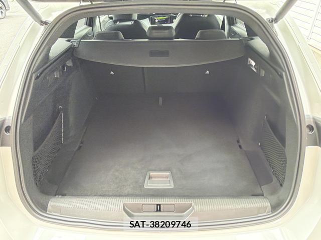 Peugeot 308 2023-01 7808362-19